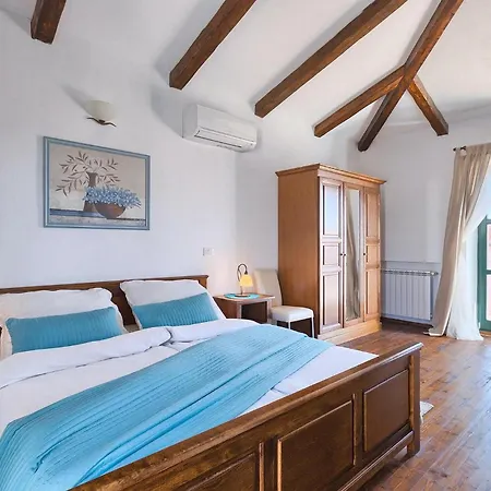 Villa Una *