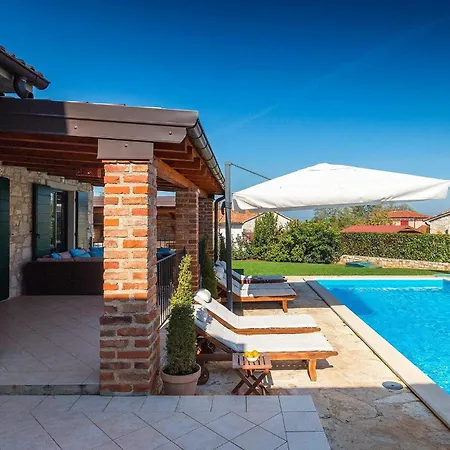 Villa Una Holiday home *